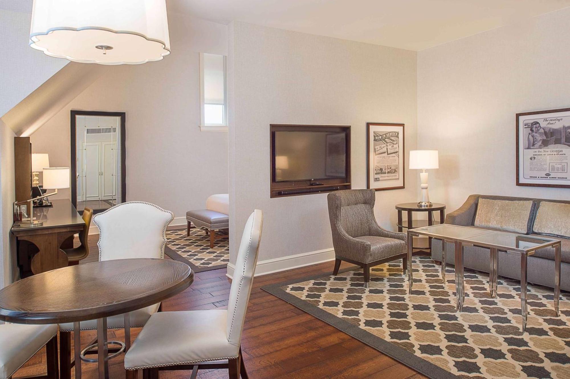 St. Louis Union Station Hotel, Curio Collection By Hilton Exteriör bild